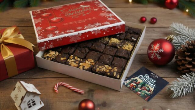 Hotel Aston Makassar Hadirkan Festive Hampers Chocolate Brownies untuk Sambut Momen Akhir Tahun